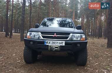 Внедорожник / Кроссовер Mitsubishi Pajero 2002 в 