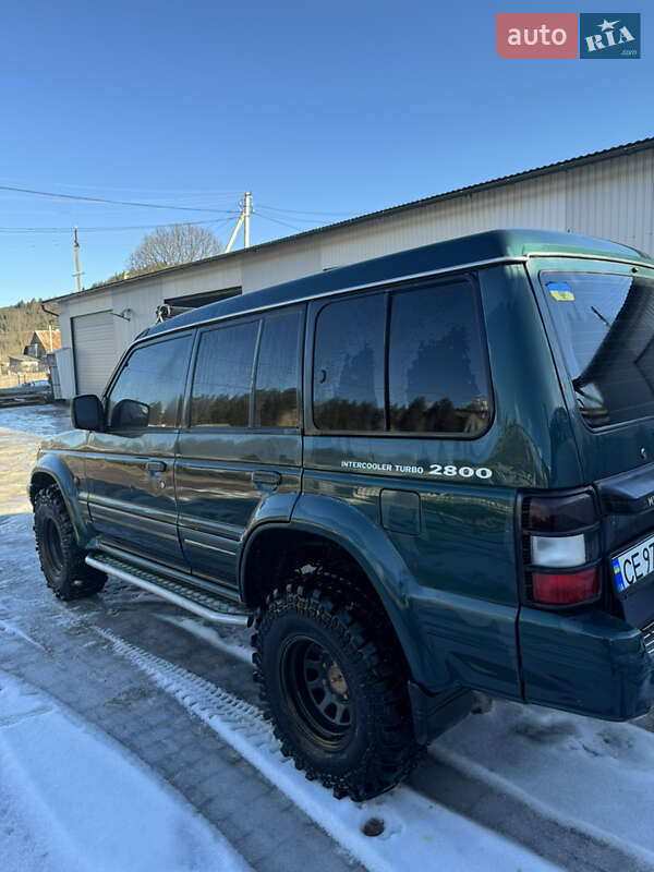 Внедорожник / Кроссовер Mitsubishi Pajero 1997 в Путиле