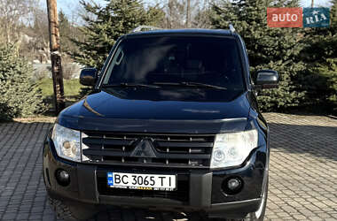 Позашляховик / Кросовер Mitsubishi Pajero 2007 в Львові