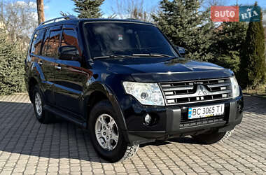 Позашляховик / Кросовер Mitsubishi Pajero 2007 в Львові