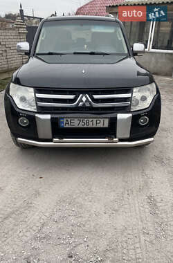 Позашляховик / Кросовер Mitsubishi Pajero 2007 в Дніпрі