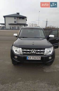 Внедорожник / Кроссовер Mitsubishi Pajero 2008 в Киеве