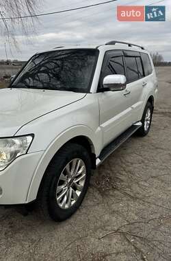 Позашляховик / Кросовер Mitsubishi Pajero 2008 в Ірпені