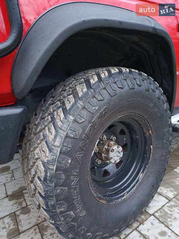Внедорожник / Кроссовер Mitsubishi Pajero 1986 в Сваляве