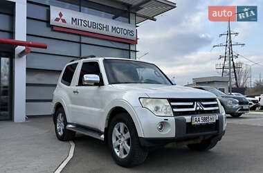 Позашляховик / Кросовер Mitsubishi Pajero 2008 в Києві