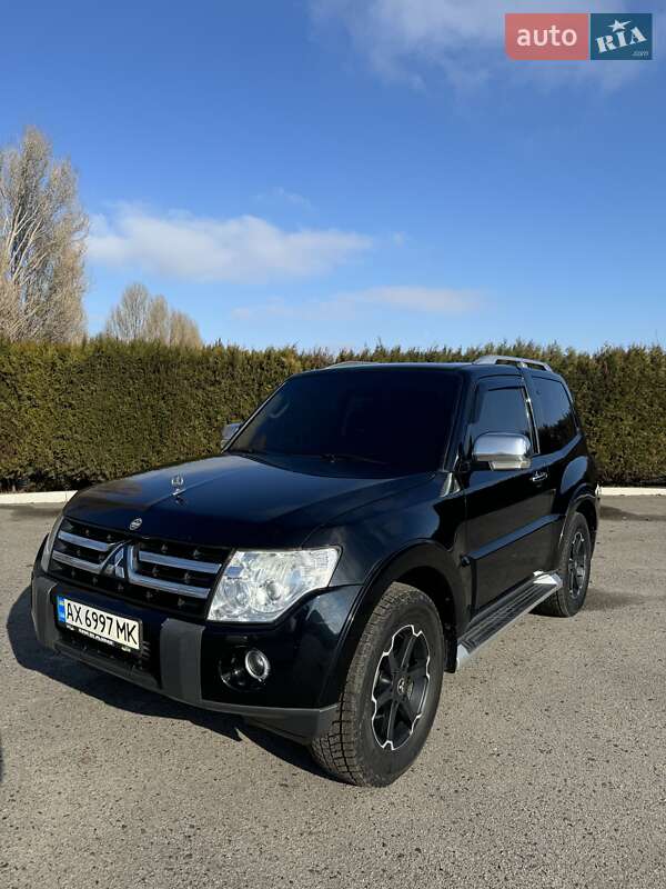 Mitsubishi Pajero 2008