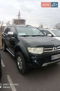 Внедорожник / Кроссовер Mitsubishi Pajero 2014 в Киеве