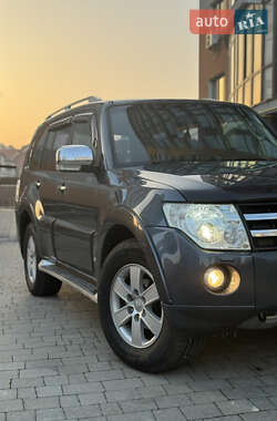 Внедорожник / Кроссовер Mitsubishi Pajero 2007 в Ивано-Франковске