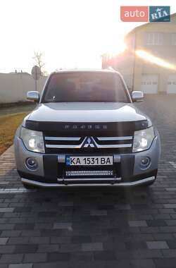 Внедорожник / Кроссовер Mitsubishi Pajero 2008 в Борисполе