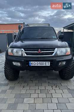 Внедорожник / Кроссовер Mitsubishi Pajero 2000 в Ужгороде