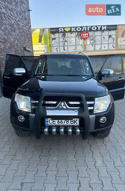 Позашляховик / Кросовер Mitsubishi Pajero 2008 в 