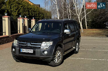 Внедорожник / Кроссовер Mitsubishi Pajero 2007 в Василькове