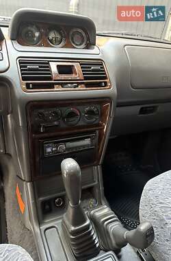 Внедорожник / Кроссовер Mitsubishi Pajero 1997 в 