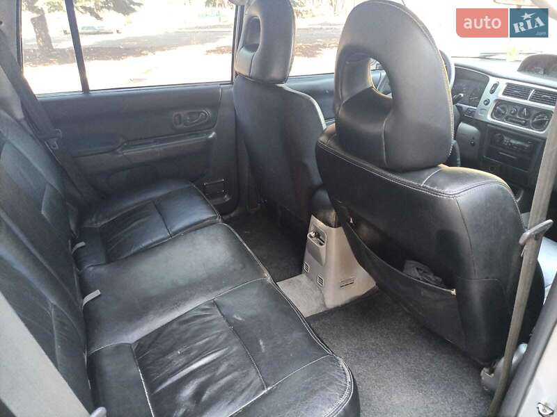 Внедорожник / Кроссовер Mitsubishi Pajero 2007 в Днепре