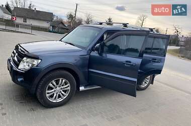 Позашляховик / Кросовер Mitsubishi Pajero 2008 в Новояворівську