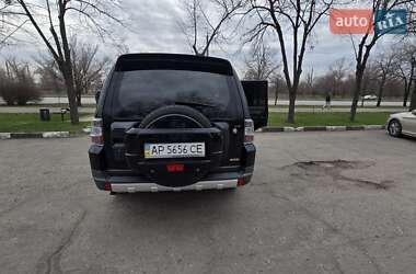 Внедорожник / Кроссовер Mitsubishi Pajero 2007 в 