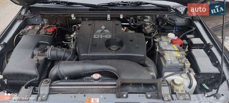 Позашляховик / Кросовер Mitsubishi Pajero 2016 в Смілі