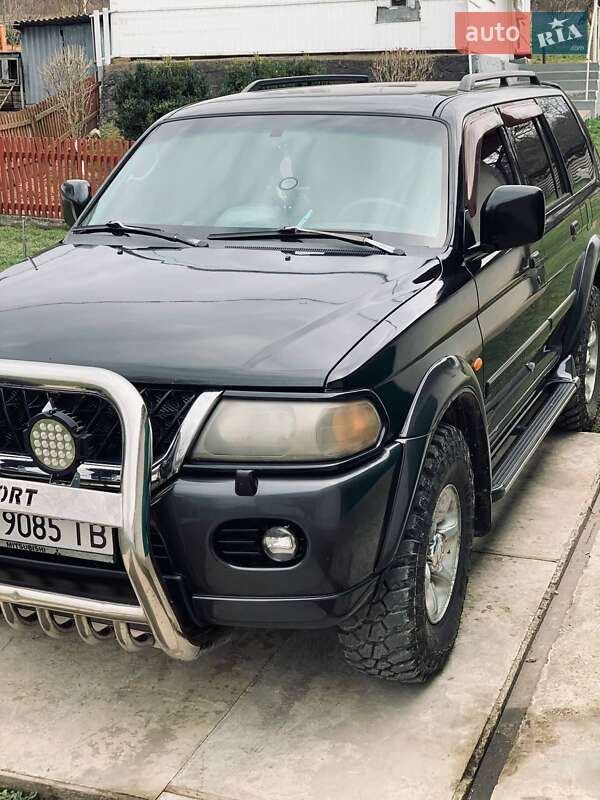 Внедорожник / Кроссовер Mitsubishi Pajero 2003 в Ивано-Франковске