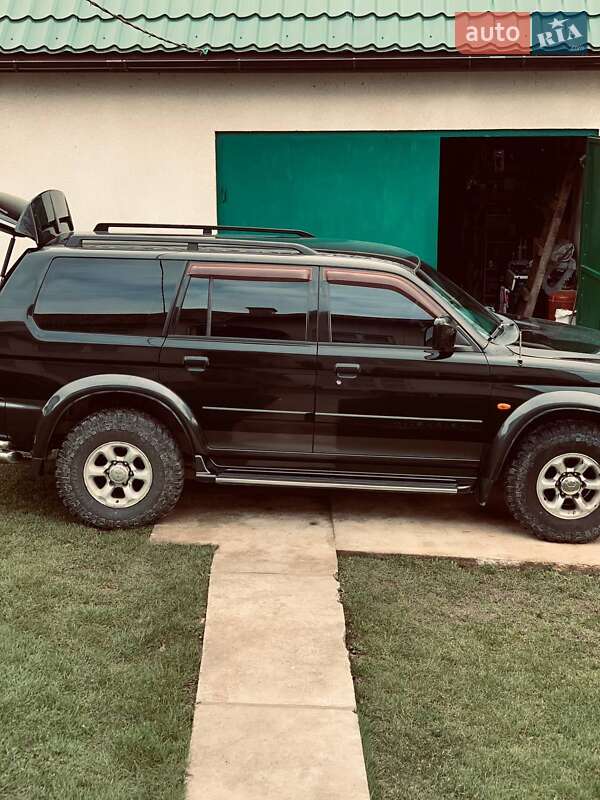 Внедорожник / Кроссовер Mitsubishi Pajero 2003 в Ивано-Франковске