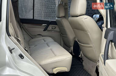 Позашляховик / Кросовер Mitsubishi Pajero 2008 в 