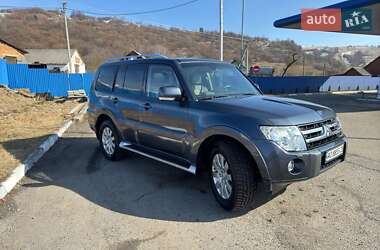 Внедорожник / Кроссовер Mitsubishi Pajero 2007 в 