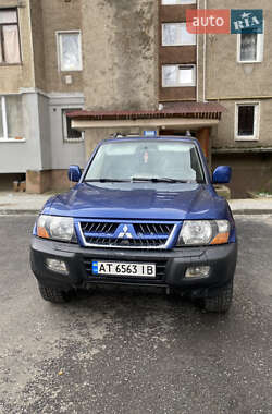 Позашляховик / Кросовер Mitsubishi Pajero 2000 в 