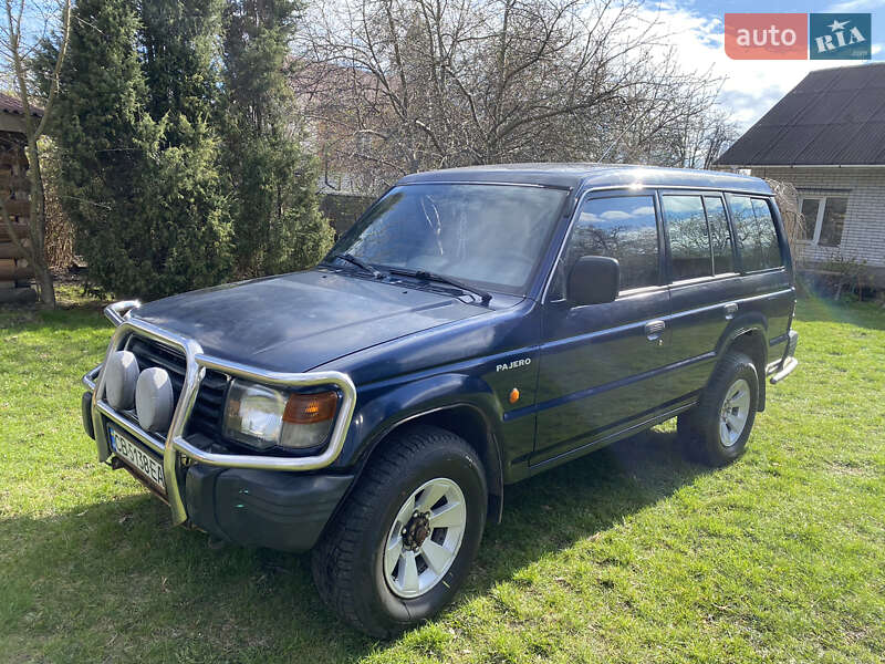 Внедорожник / Кроссовер Mitsubishi Pajero 1997 в 