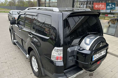 Внедорожник / Кроссовер Mitsubishi Pajero 2007 в 