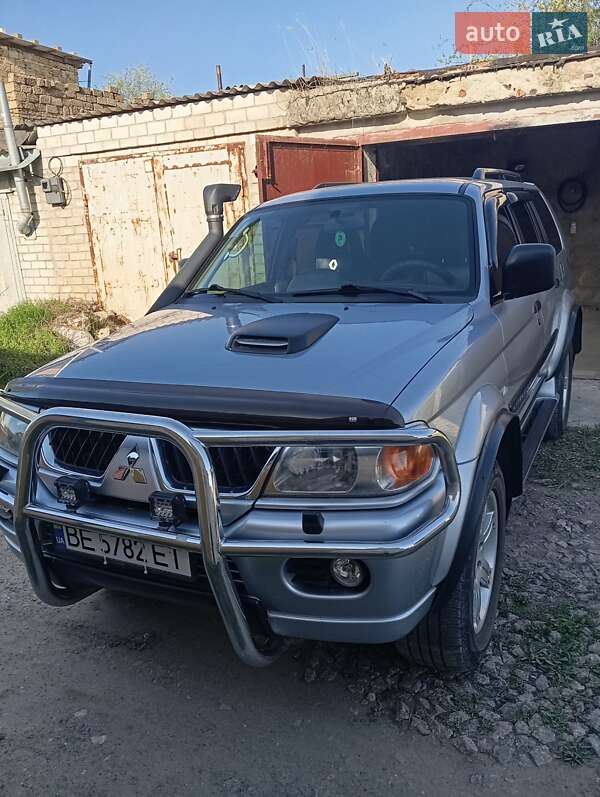 Mitsubishi Pajero 2006