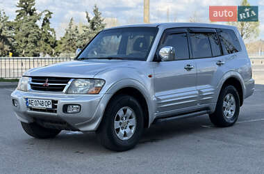 Внедорожник / Кроссовер Mitsubishi Pajero 2002 в 