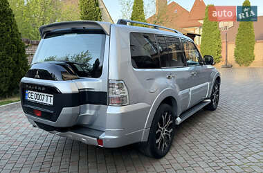 Внедорожник / Кроссовер Mitsubishi Pajero 2017 в 