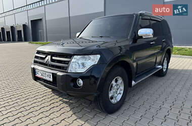 Внедорожник / Кроссовер Mitsubishi Pajero 2007 в 