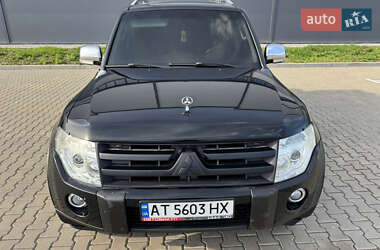 Внедорожник / Кроссовер Mitsubishi Pajero 2007 в 