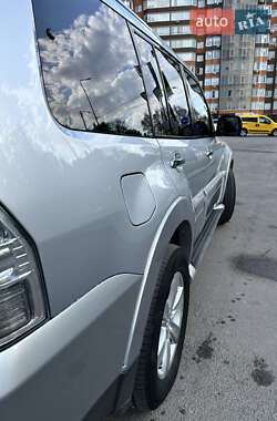 Внедорожник / Кроссовер Mitsubishi Pajero 2007 в 