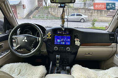 Внедорожник / Кроссовер Mitsubishi Pajero 2007 в 