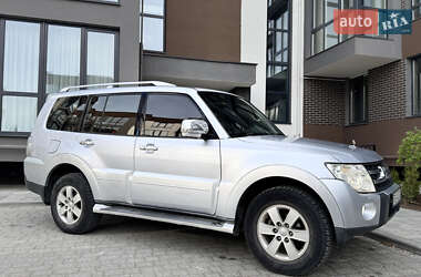 Внедорожник / Кроссовер Mitsubishi Pajero 2007 в Львове