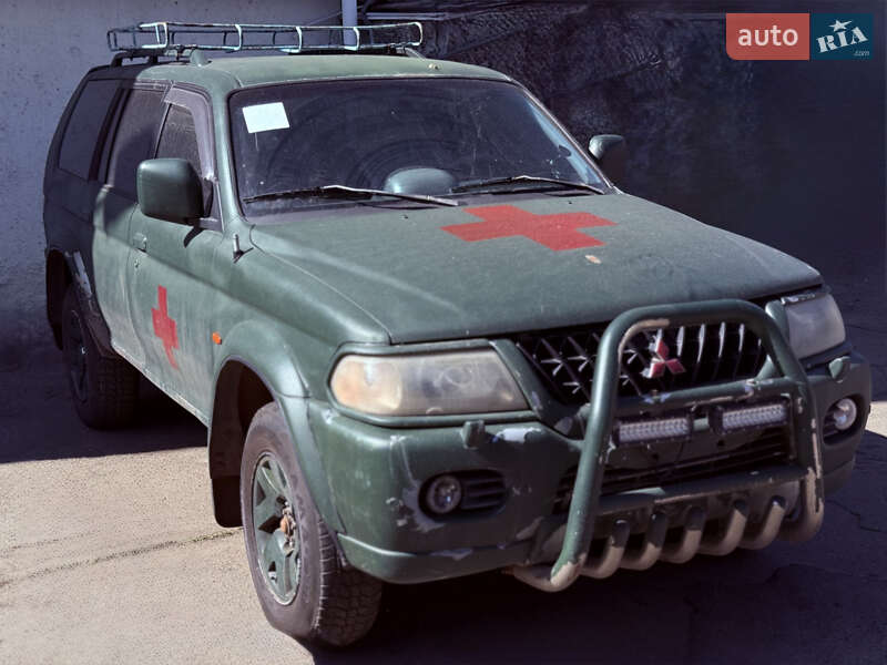 Внедорожник / Кроссовер Mitsubishi Pajero 2000 в Одессе