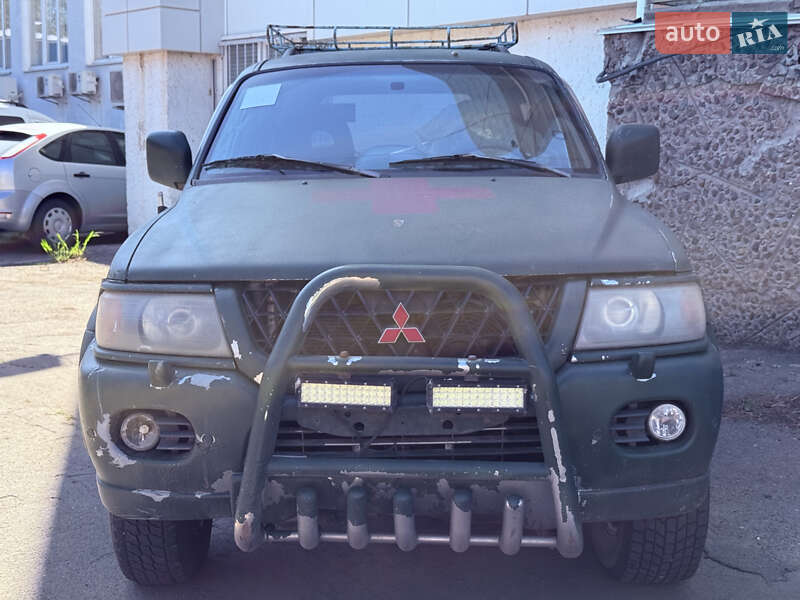 Внедорожник / Кроссовер Mitsubishi Pajero 2000 в Одессе