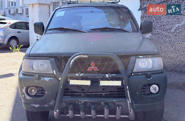 Внедорожник / Кроссовер Mitsubishi Pajero 2000 в 