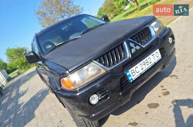 Внедорожник / Кроссовер Mitsubishi Pajero 2007 в 