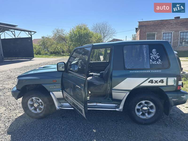 Позашляховик / Кросовер Mitsubishi Pajero 2003 в Камені-Каширському