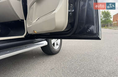 Внедорожник / Кроссовер Mitsubishi Pajero 2007 в 
