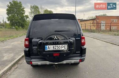 Внедорожник / Кроссовер Mitsubishi Pajero 2007 в 