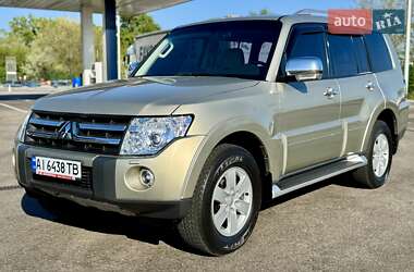 Позашляховик / Кросовер Mitsubishi Pajero 2008 в Дніпрі