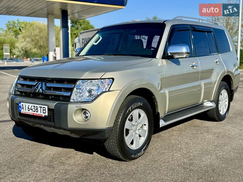 Позашляховик / Кросовер Mitsubishi Pajero 2008 в Дніпрі