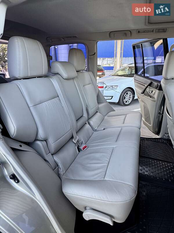 Позашляховик / Кросовер Mitsubishi Pajero 2008 в Дніпрі