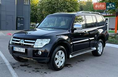 Позашляховик / Кросовер Mitsubishi Pajero 2007 в 