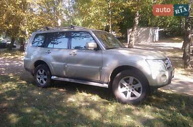 Внедорожник / Кроссовер Mitsubishi Pajero 2008 в 