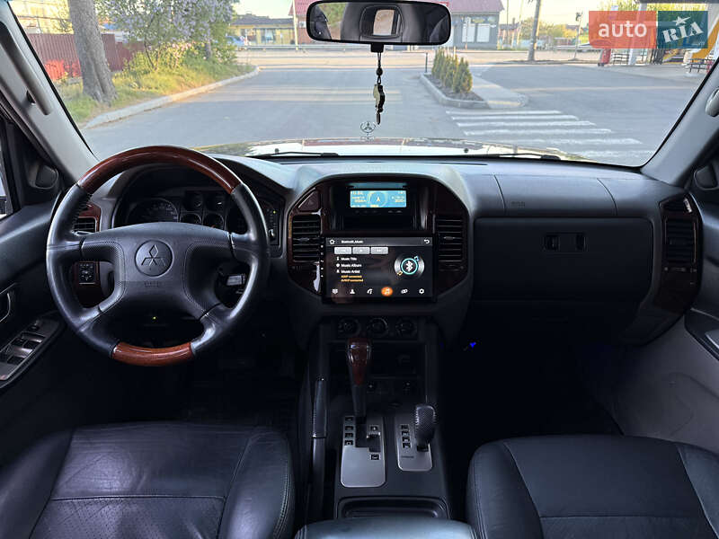 Внедорожник / Кроссовер Mitsubishi Pajero 2004 в Виннице