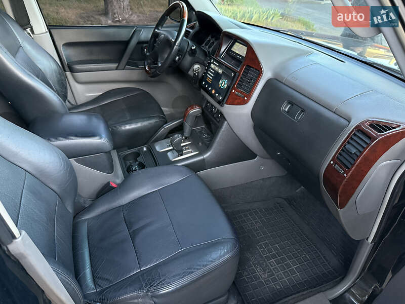 Внедорожник / Кроссовер Mitsubishi Pajero 2004 в Виннице